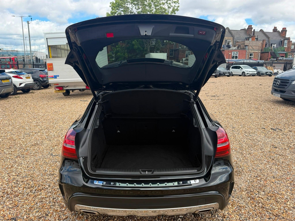 Mercedes-Benz GLA Class  Grey #70