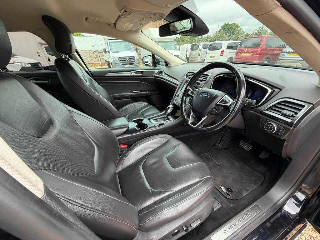 Ford Mondeo 2.0 Tivct Titanium Edition Cvt Euro 6 Ss 1 Black #4