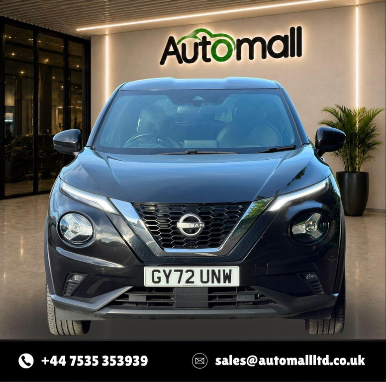 Nissan Juke Suv Black #3
