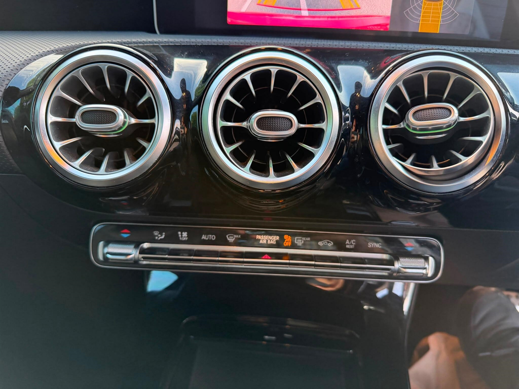 Mercedes-Benz A Class A35 4Matic Premium Plus Black #40