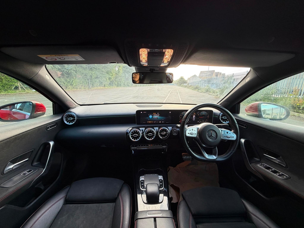 Mercedes-Benz A Class A 180 Amg Line Premium D Red