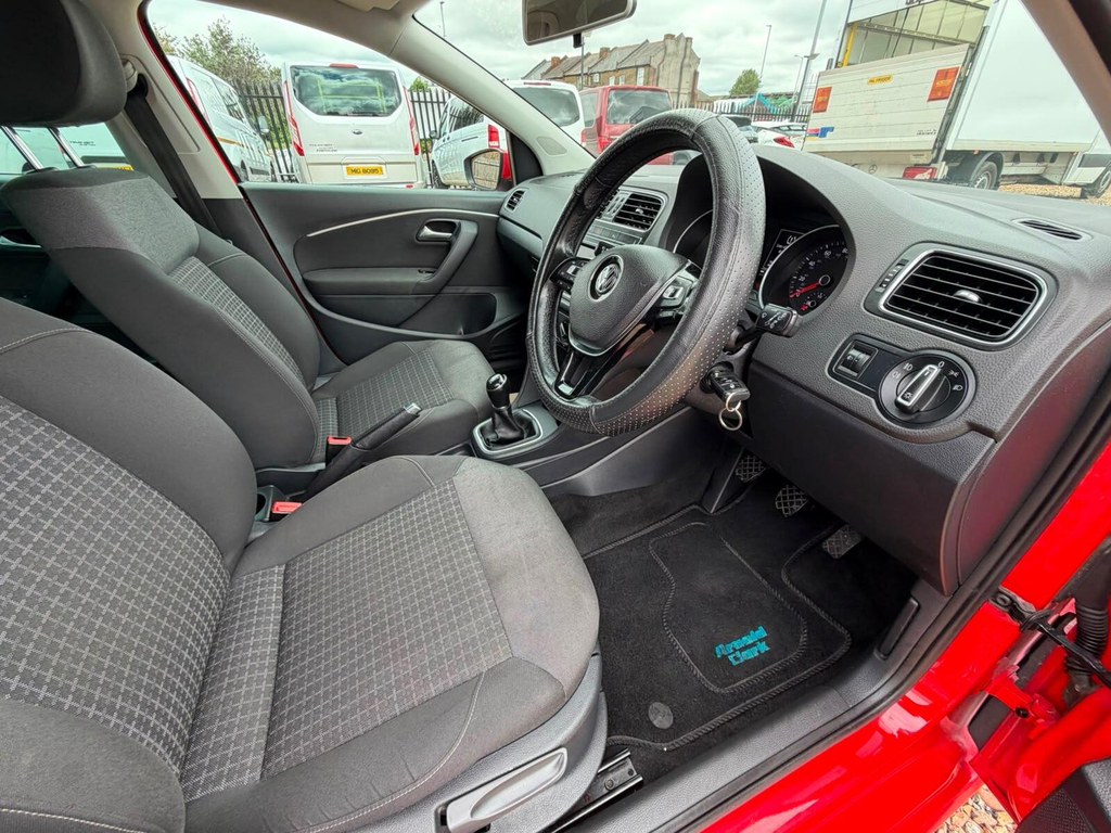 Volkswagen Polo Hatchback Silver #24