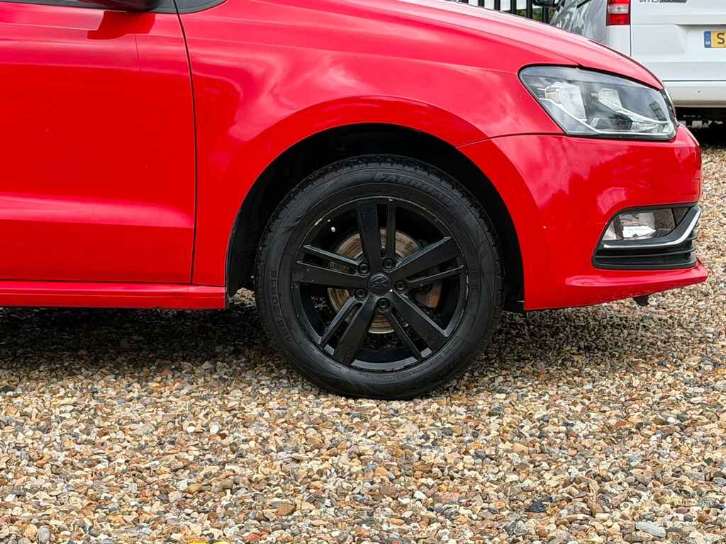 Volkswagen Polo Hatchback Silver #50