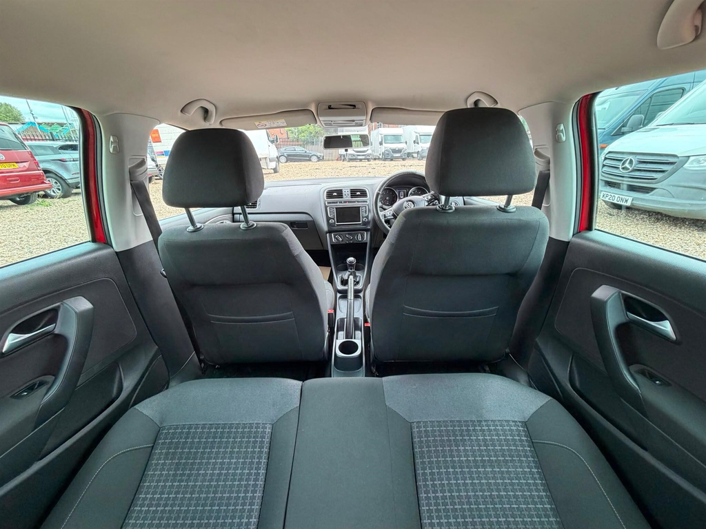 Volkswagen Polo Hatchback Silver #33