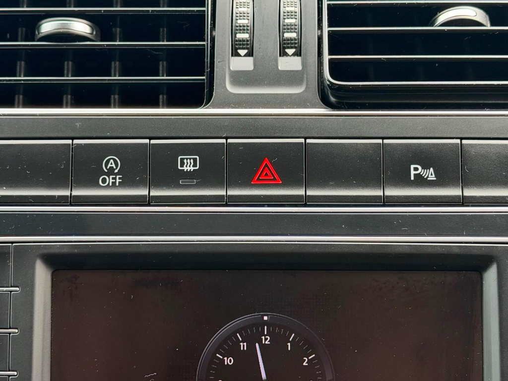 Volkswagen Polo Hatchback Silver #60