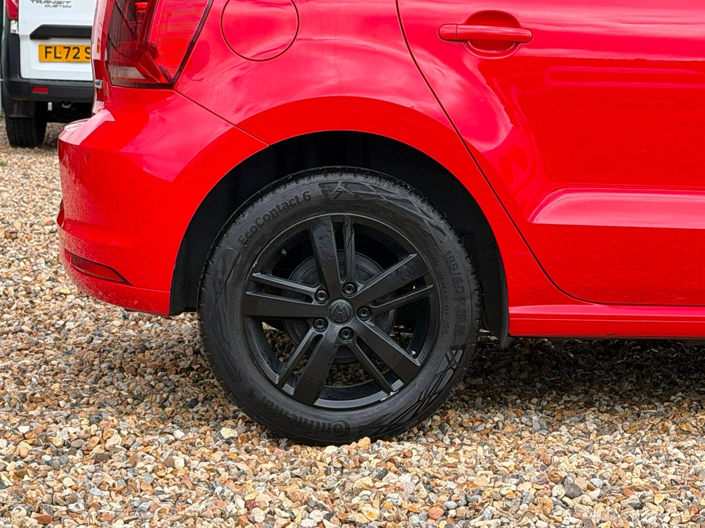 Volkswagen Polo Hatchback Silver #49