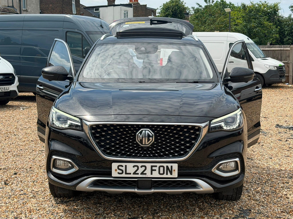 MG HS Suv Black #6