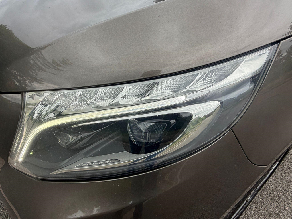 Mercedes-Benz V Class 2.2 V250d Amg Line Black #61