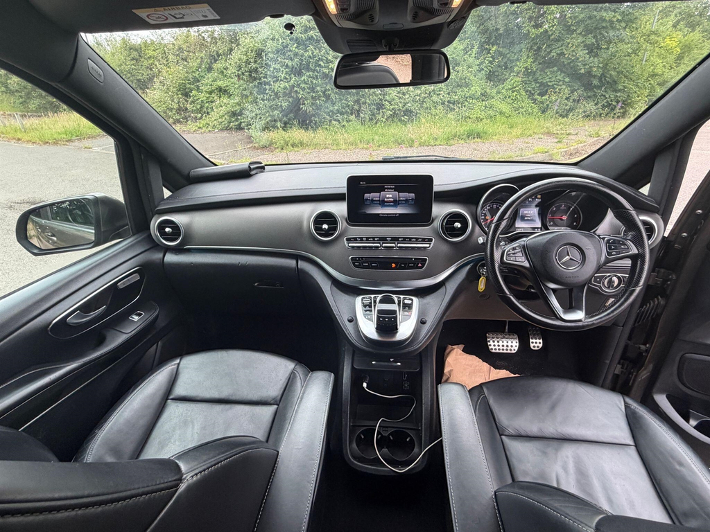 Mercedes-Benz V Class 2.2 V250d Amg Line Black #17