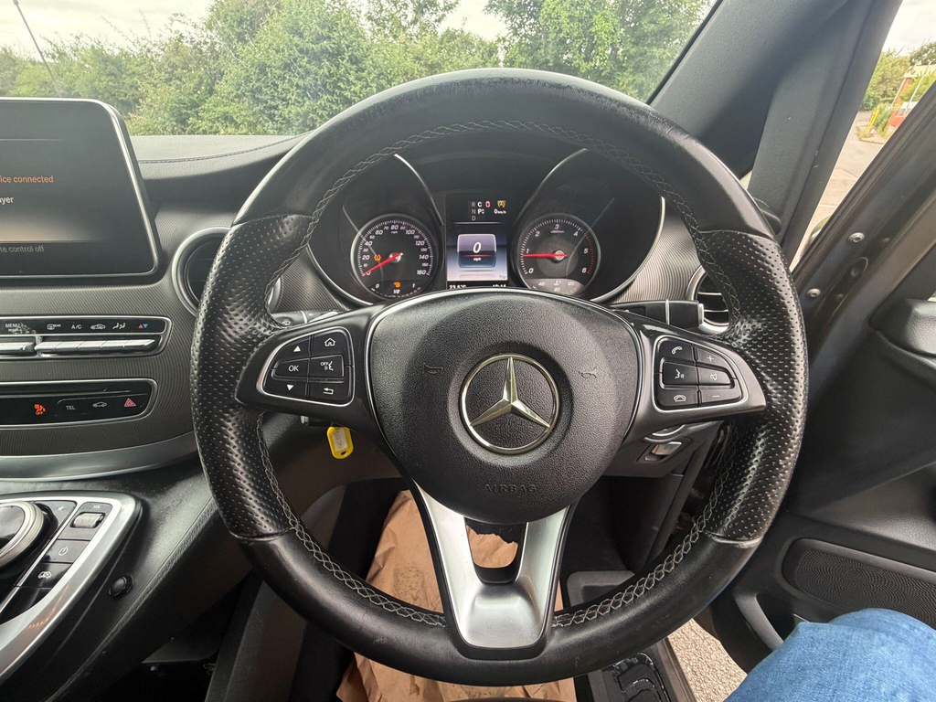 Mercedes-Benz V Class 2.2 V250d Amg Line Black #55