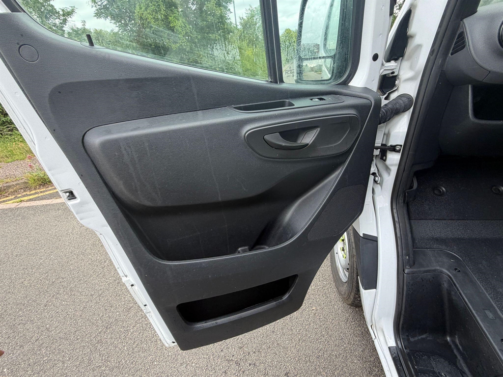 Mercedes-Benz Sprinter 2.1 516 Cdi Chassis Cab Rwd L2 E Green #39