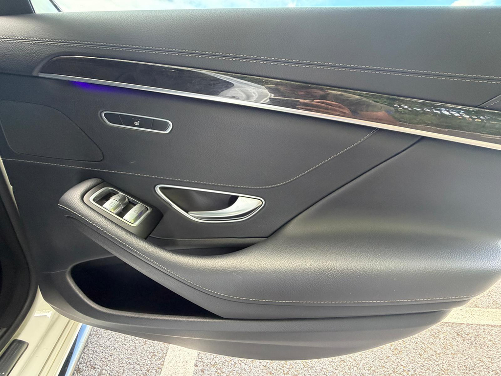 Mercedes-Benz S Class Reserve For 99...S350 Bluetec Silver #36