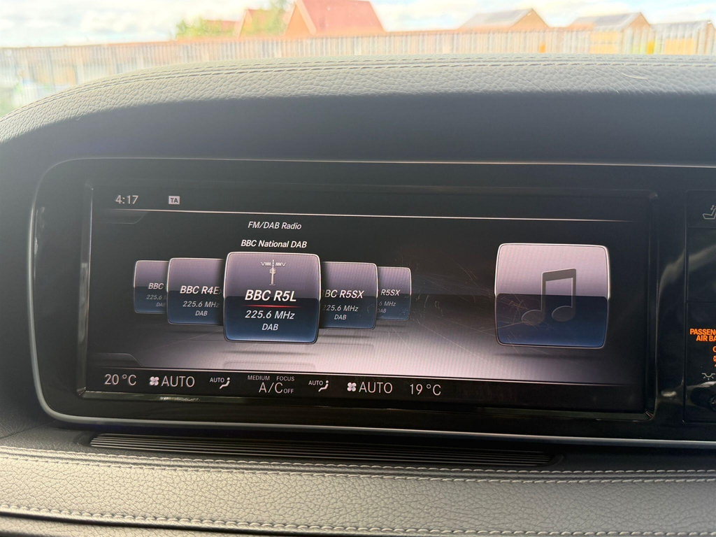 Mercedes-Benz S Class Reserve For 99...S350 Bluetec Silver #50
