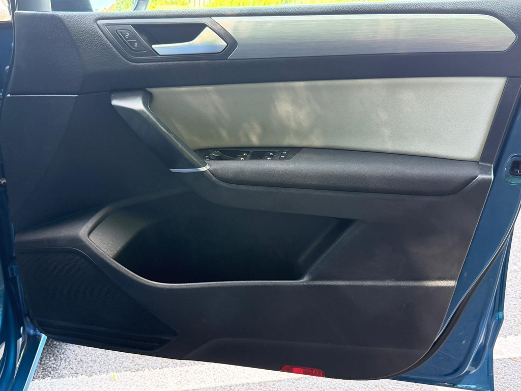 Volkswagen Touran Sel Blue #52