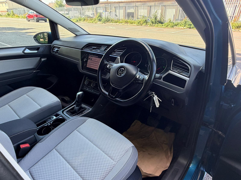 Volkswagen Touran Sel Blue #31