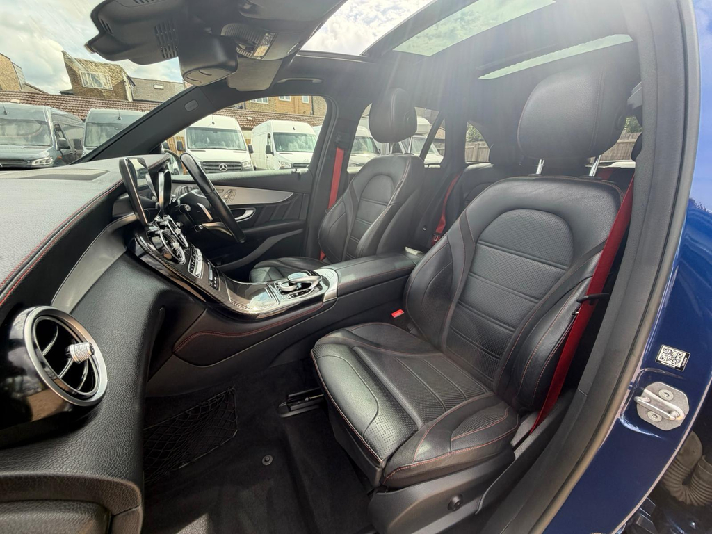 Mercedes-Benz GLC Class Glc 220 D 4Matic Se Executive Black #83