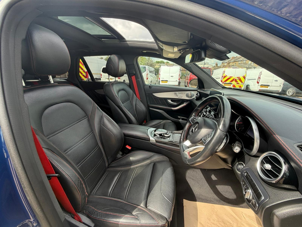 Mercedes-Benz GLC Class Glc 220 D 4Matic Se Executive Black #22