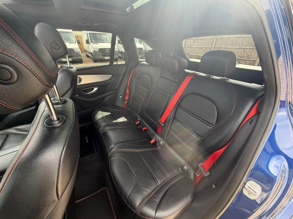 Mercedes-Benz GLC Class Glc 220 D 4Matic Se Executive Black #28
