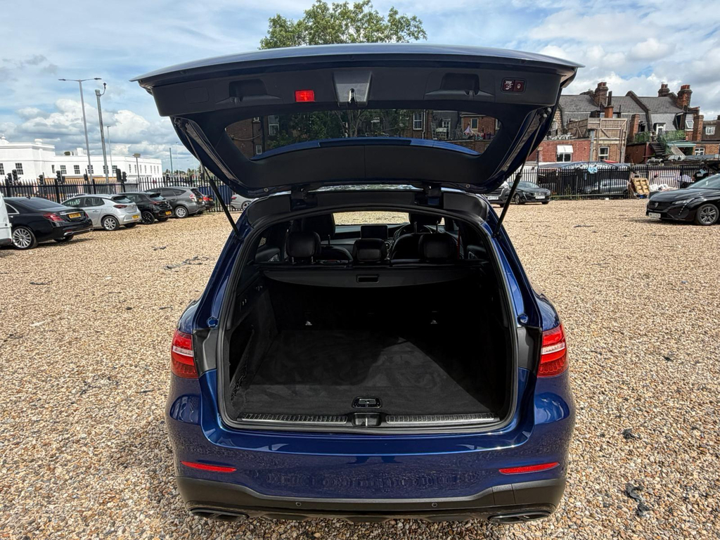 Mercedes-Benz GLC Class Glc 220 D 4Matic Se Executive Black #78