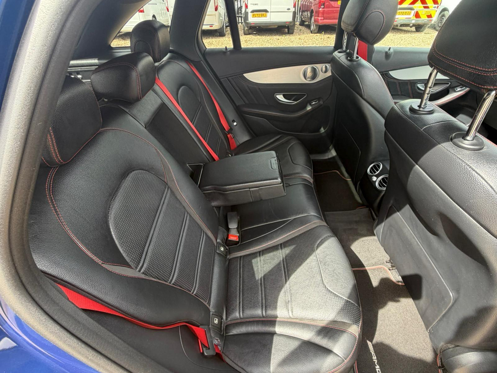 Mercedes-Benz GLC Class Glc 220 D 4Matic Se Executive Black #27