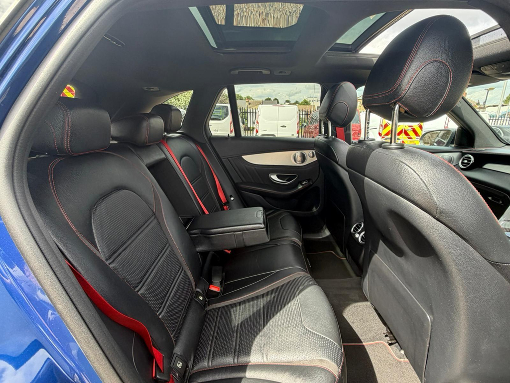 Mercedes-Benz GLC Class Glc 220 D 4Matic Se Executive Black #26