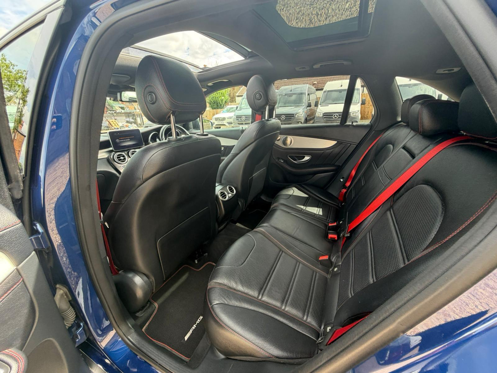 Mercedes-Benz GLC Class Glc 220 D 4Matic Se Executive Black #30