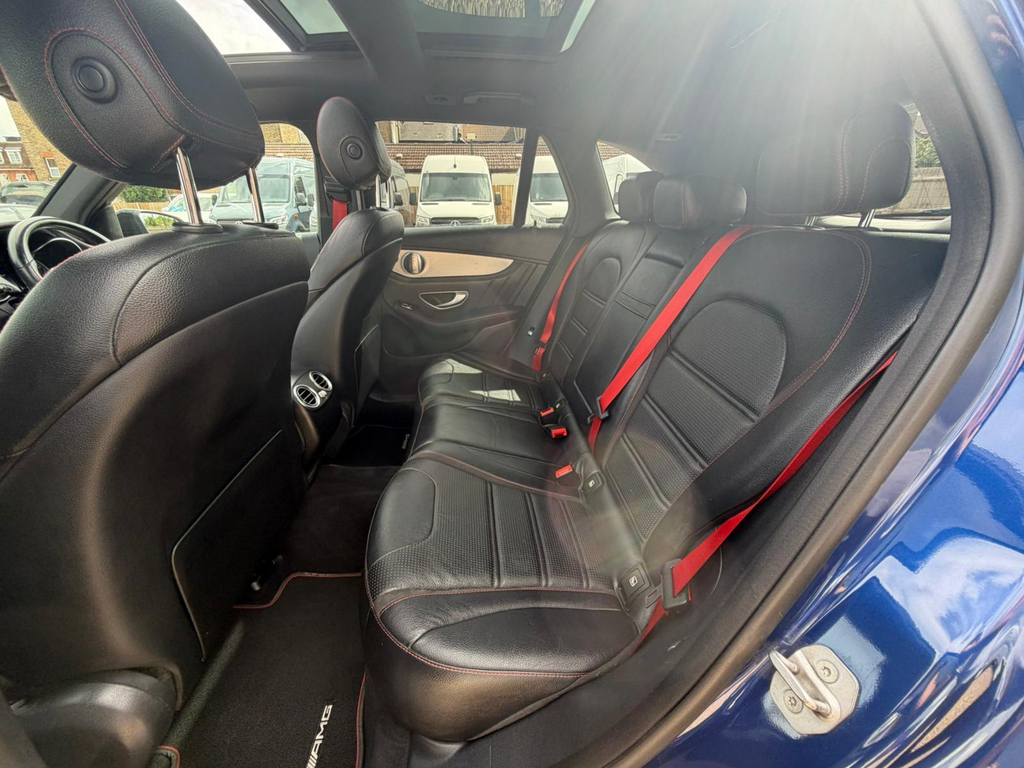 Mercedes-Benz GLC Class Glc 220 D 4Matic Se Executive Black #29