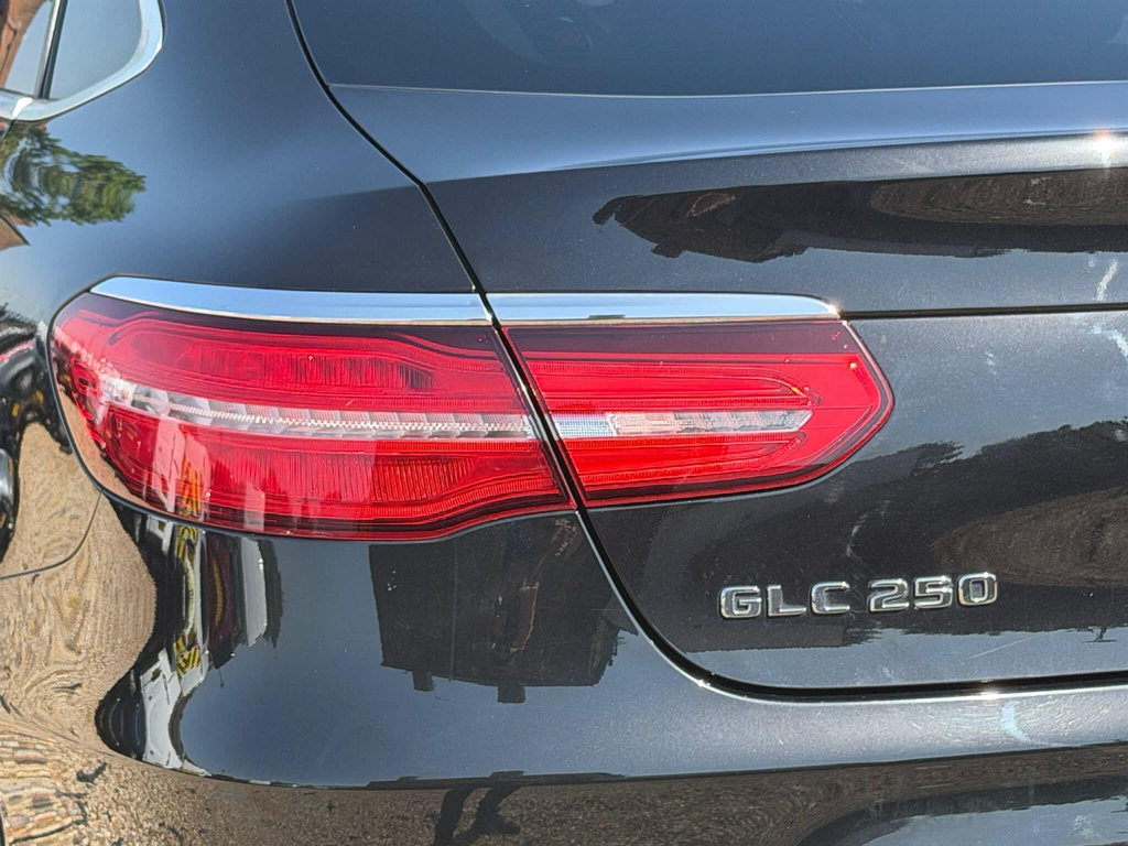 Mercedes-Benz GLC Class Glc 220D 4Matic Amg Night Edition 9G-tronic Black #73