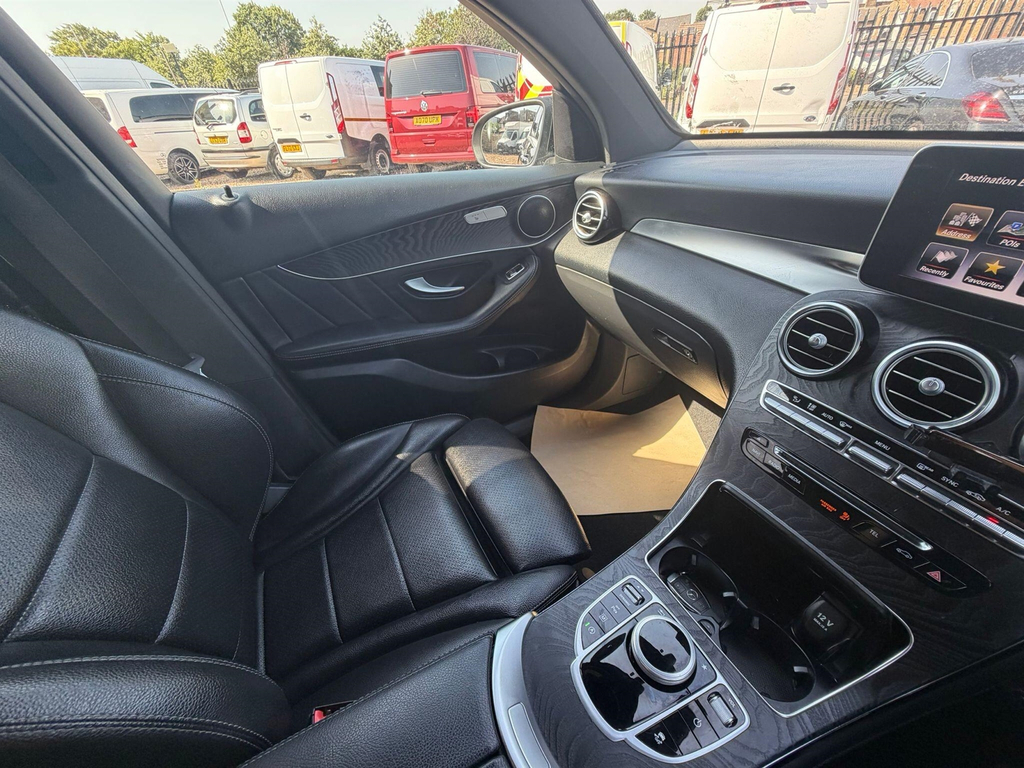 Mercedes-Benz GLC Class Glc 220D 4Matic Amg Night Edition 9G-tronic Black #15