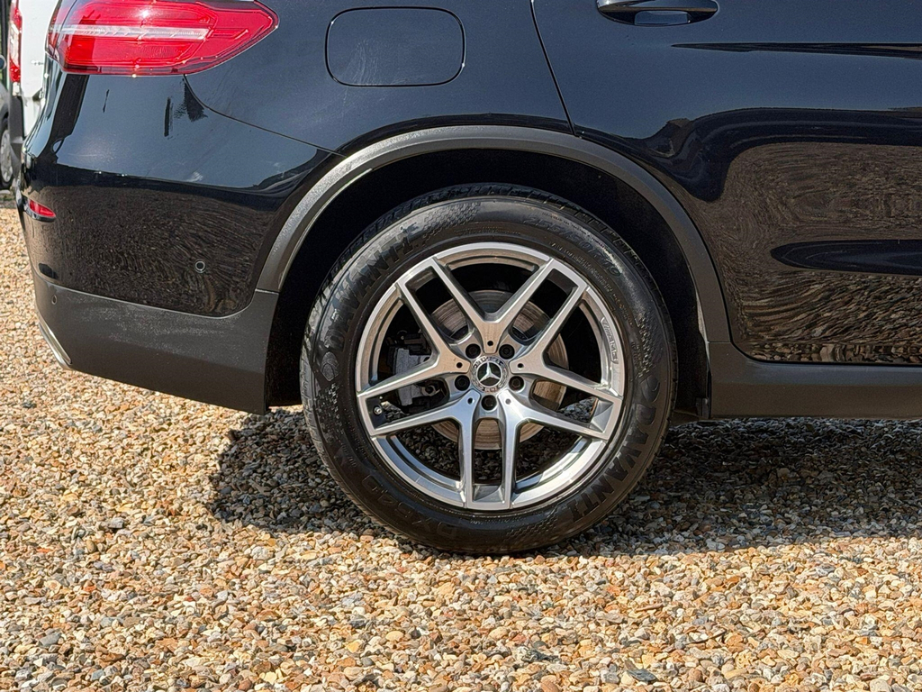 Mercedes-Benz GLC Class Glc 220D 4Matic Amg Night Edition 9G-tronic Black #48