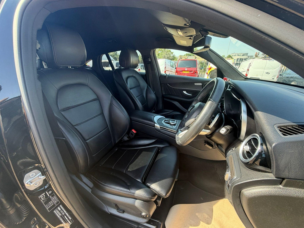 Mercedes-Benz GLC Class Glc 220D 4Matic Amg Night Edition 9G-tronic Black #22