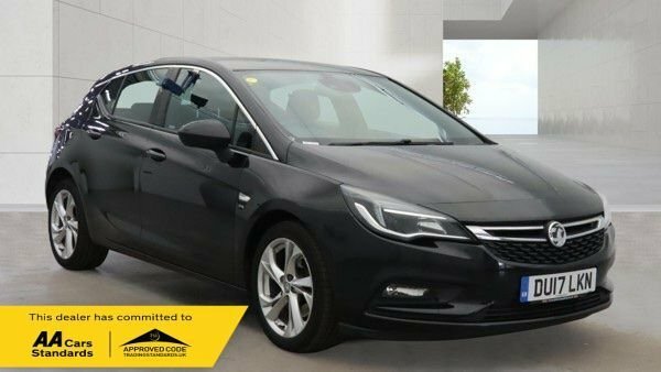 Vauxhall Astra Cdti Blueinjection Sri Nav Black