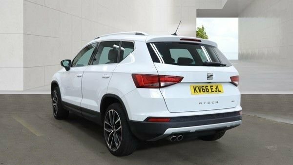 Seat Ateca Tdi Xcellence Suv White #3