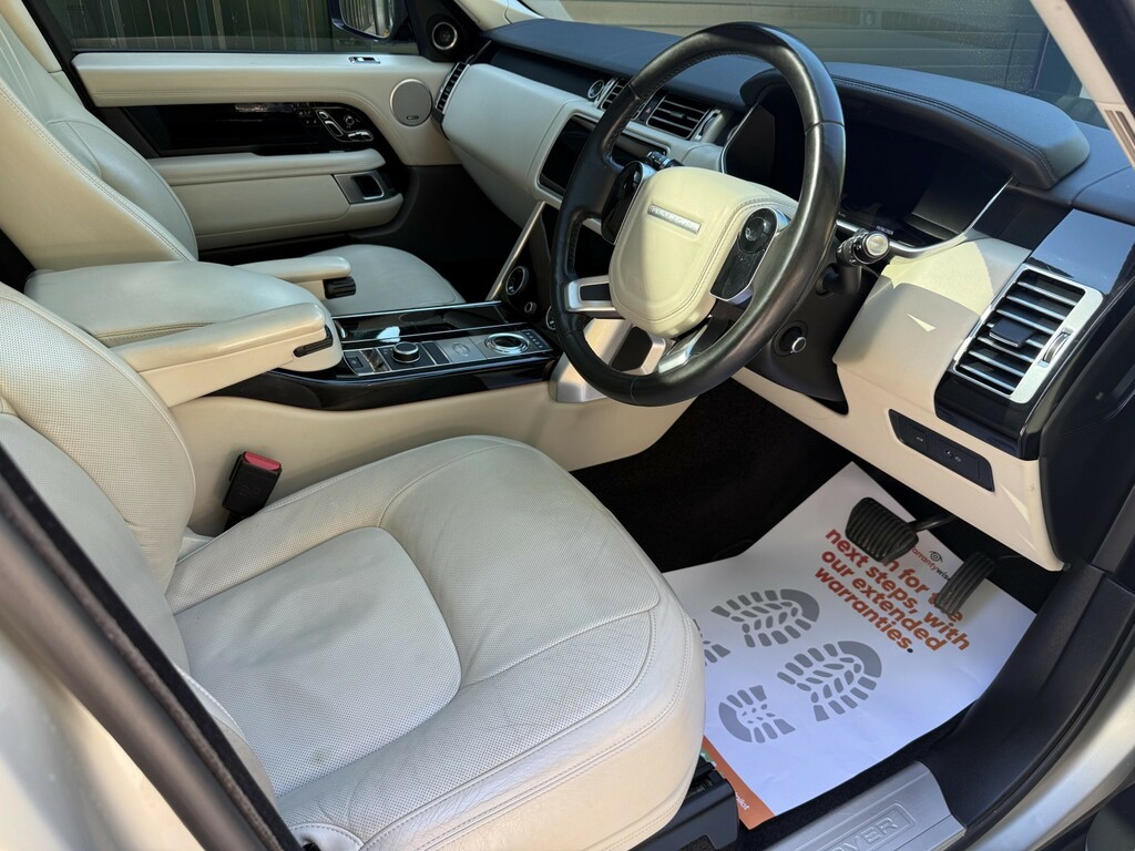 Land Rover Range Rover 4.4 Sd V8 Vogue Se Black