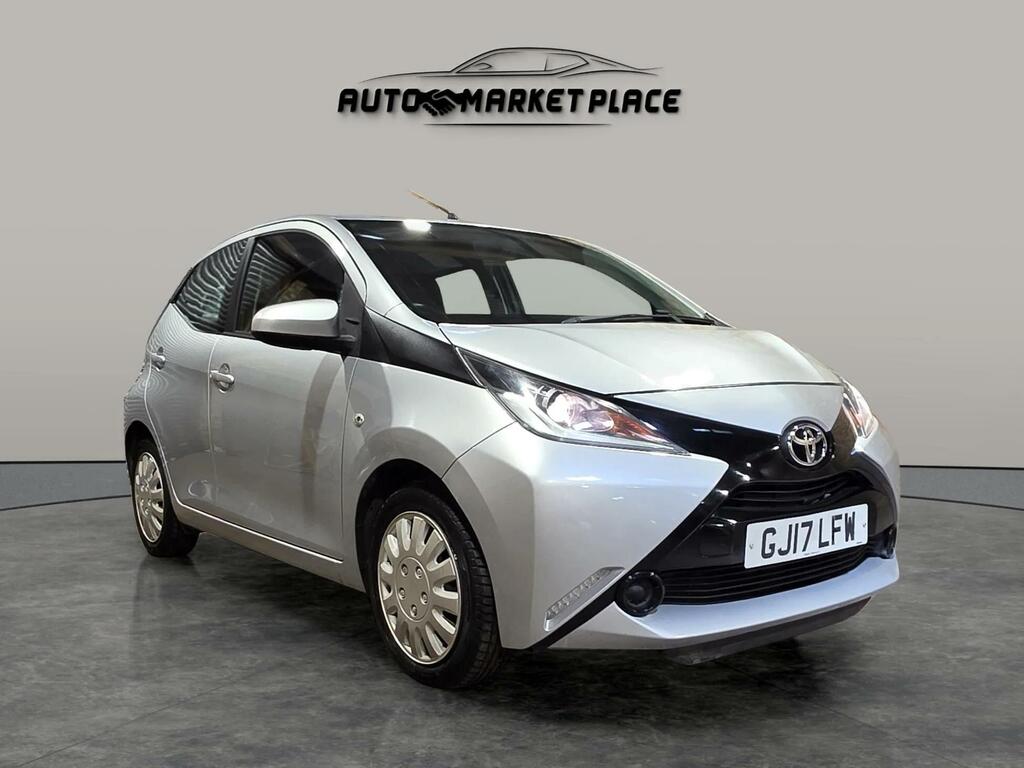 Toyota Aygo 1.0 Vvt-i X-play Euro 6 GJ17LFW Silver #5