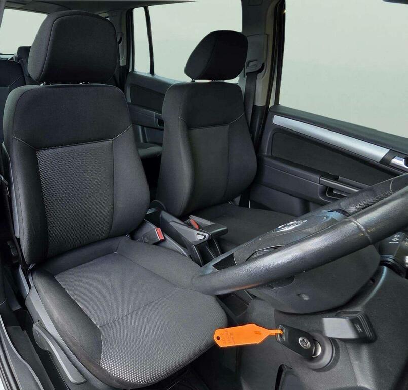 Vauxhall Zafira Design Silver #16