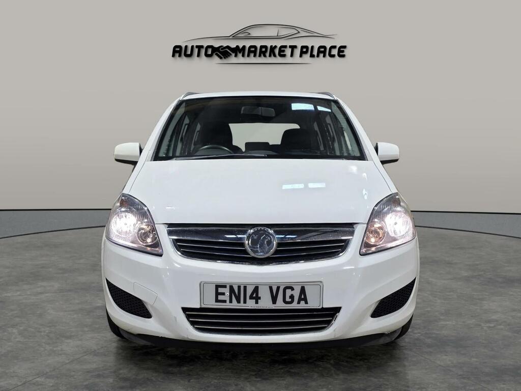 Vauxhall Zafira Exclusiv White #2