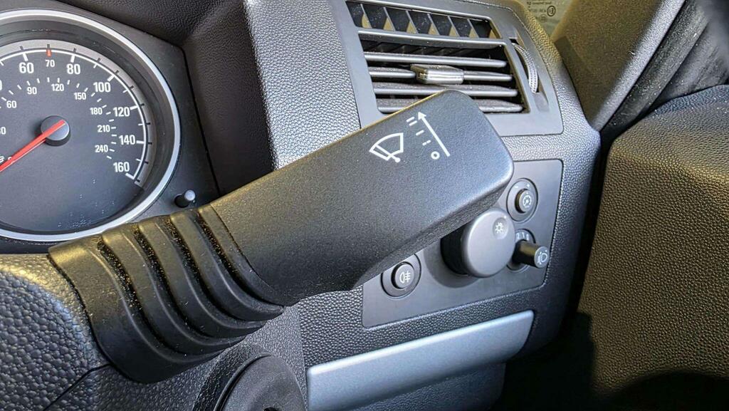 Vauxhall Zafira Design Silver #24