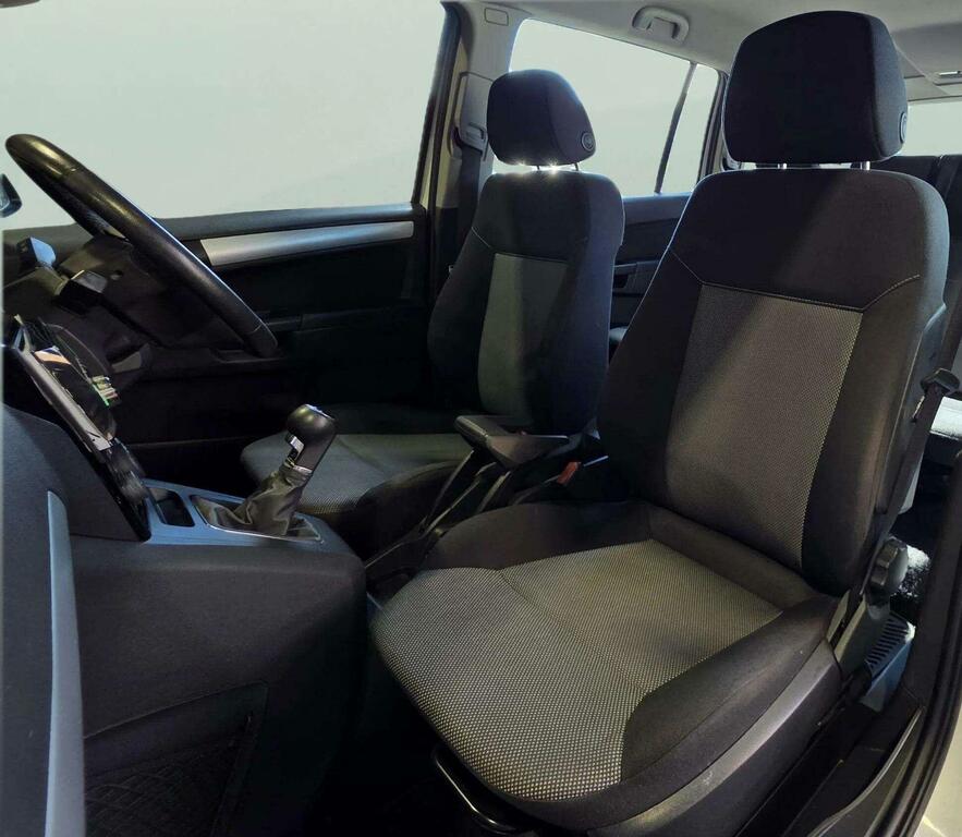 Vauxhall Zafira Design Silver #43
