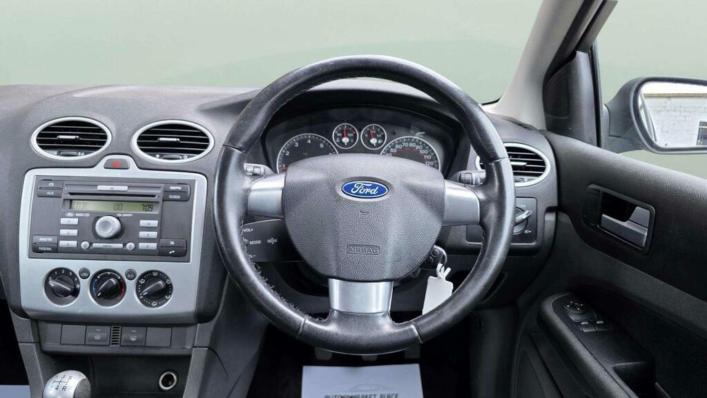 Ford Focus 1.6 Sport Hatchback Red Ulez Red #37