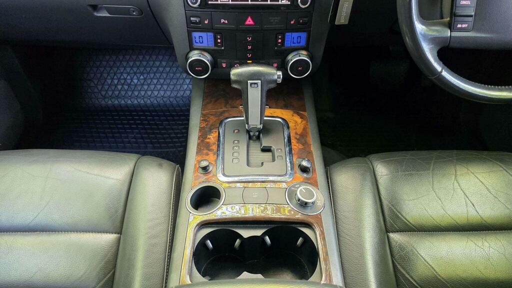 Volkswagen Touareg 2.5 Tdi Dpf Se Tip Black #18