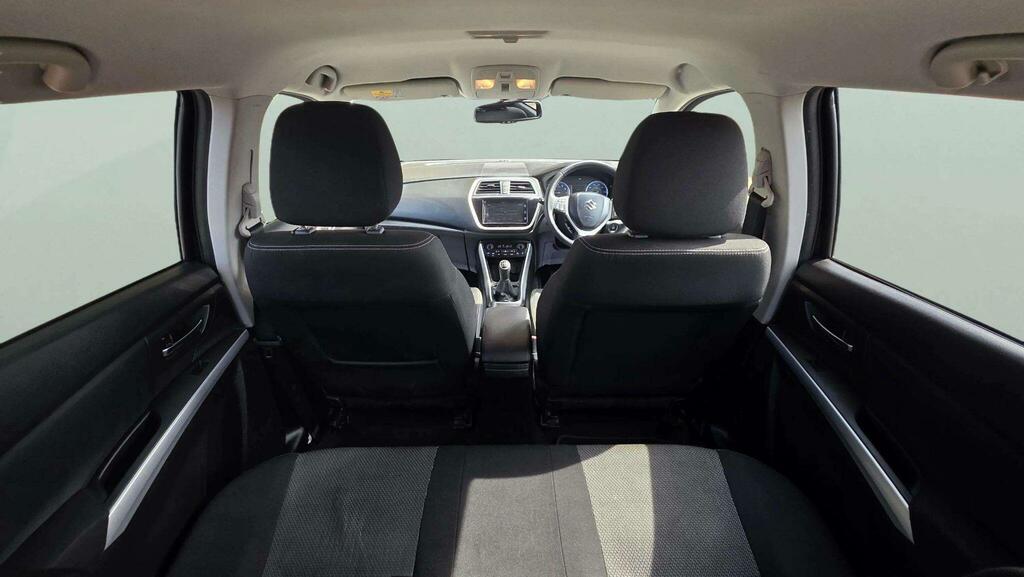 Suzuki SX4 S Cross 1.6 Sz-t White #43