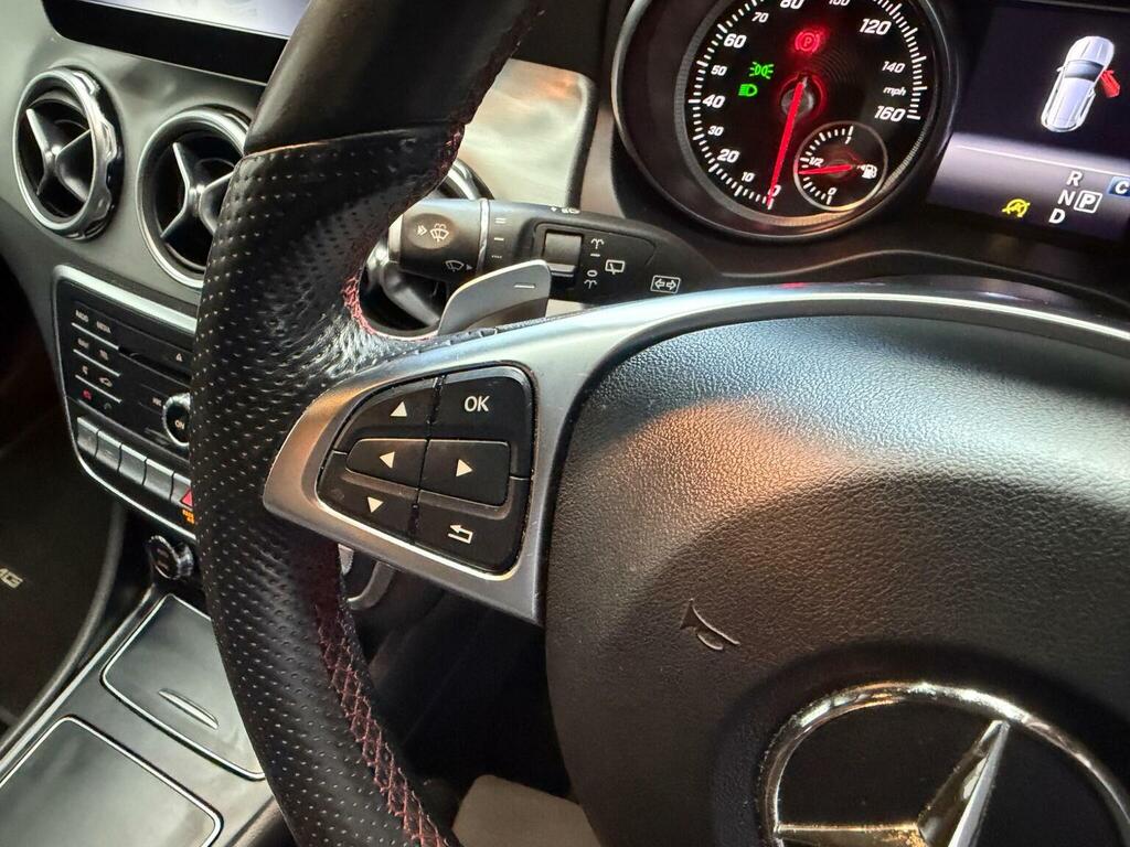 Mercedes-Benz GLA Class Suv White #17