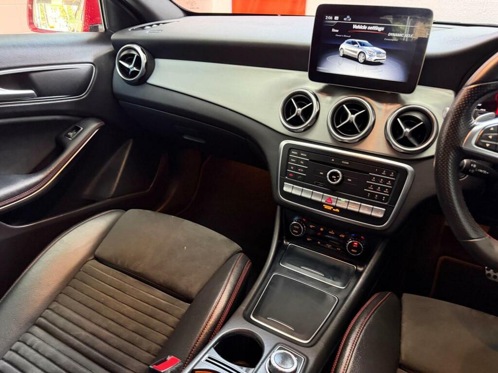 Mercedes-Benz GLA Class Suv White #9