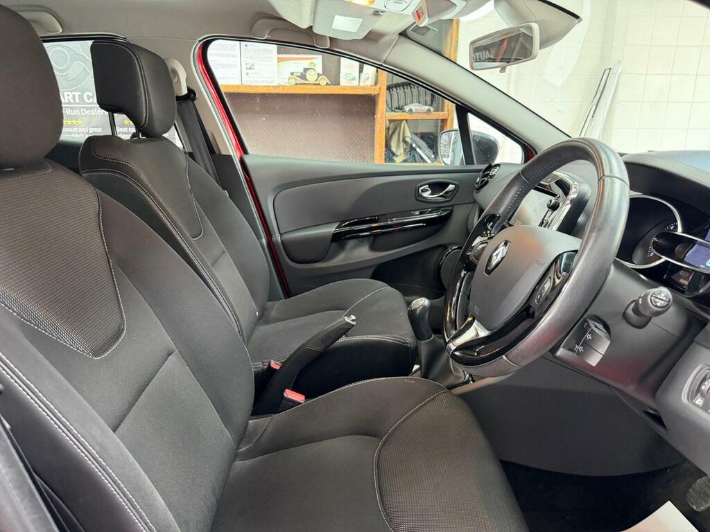 Renault Clio Hatchback Red #7
