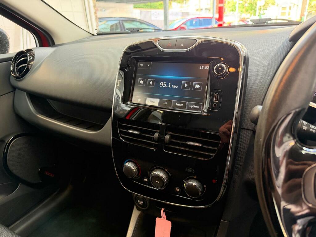 Renault Clio Hatchback Red #15