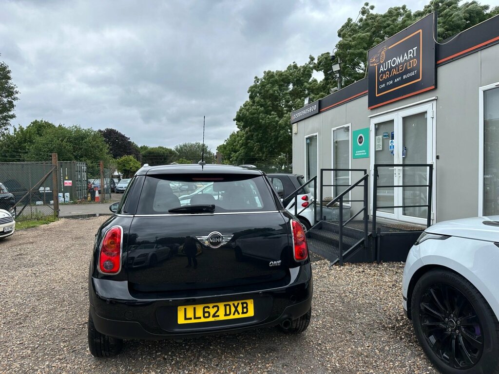 Mini Countryman Hatchback  #23