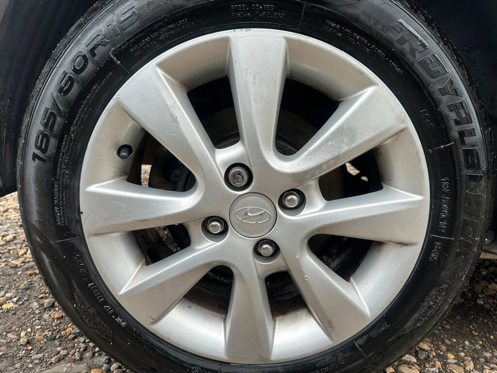 Hyundai I20 Hatchback White #43