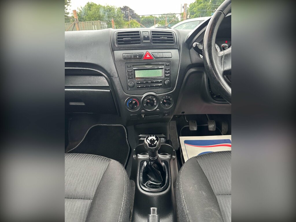 Kia Picanto Halo Ecodynamics Beige #17