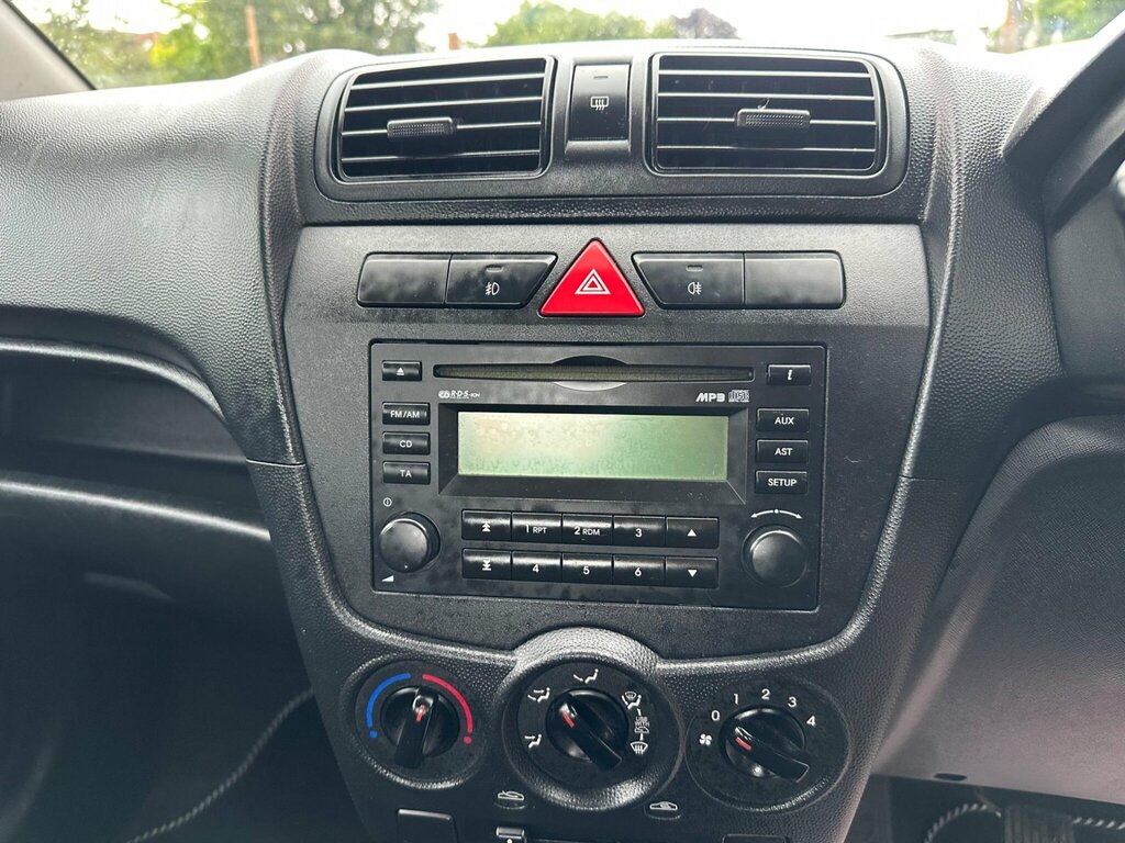 Kia Picanto Halo Ecodynamics Beige #44